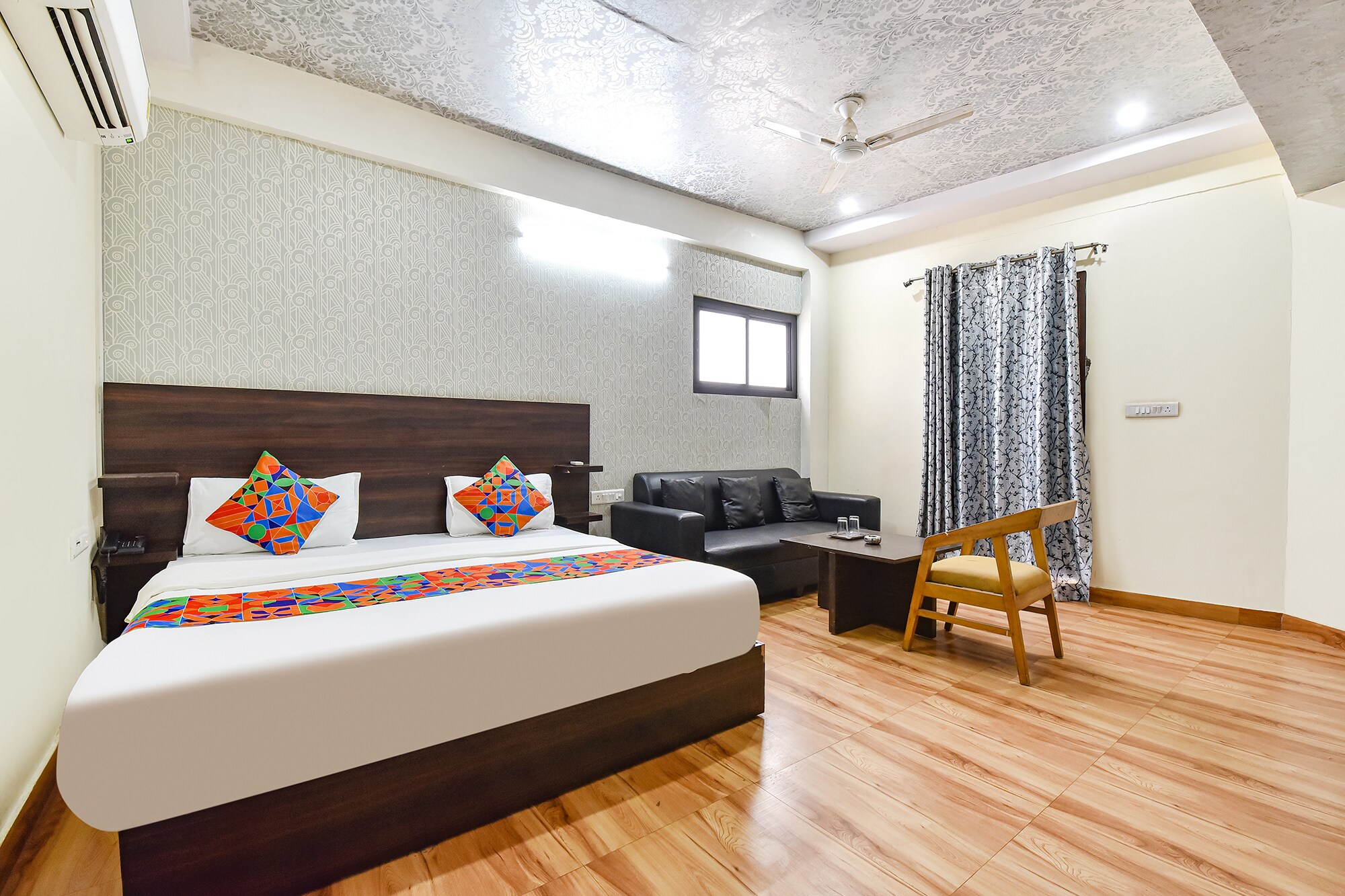 FabHotel Kirara - Tap to explore photos