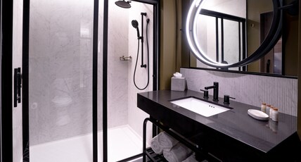 Hotel Indigo COLUMBUS AT RIVERFRONT PLACE Room Type - 2 Queen Beds Standard River View