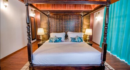 Symphony Summer Sands Beach Resort & Spa Room Type - Beach Mansion