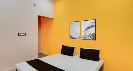 SPOT ON Arya Guest House Room Type - SPOT ON NON-AC