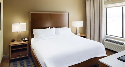 Hilton Garden Inn Longview Room Type - 1 KING BED