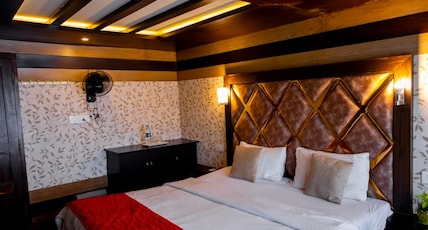 Whispering Waters Houseboat Room Type - Serene Lake View Room - A Private Room in Sharing Houseboat (AC time 09 PM to 06 AM) Whispering Waters Houseboat Room Type - Serene Lake View Room - A Private Room in Sharing Houseboat (AC time 09 PM to 06 AM)