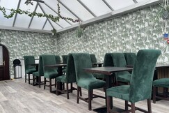 OYO Watton Vibe Hotel