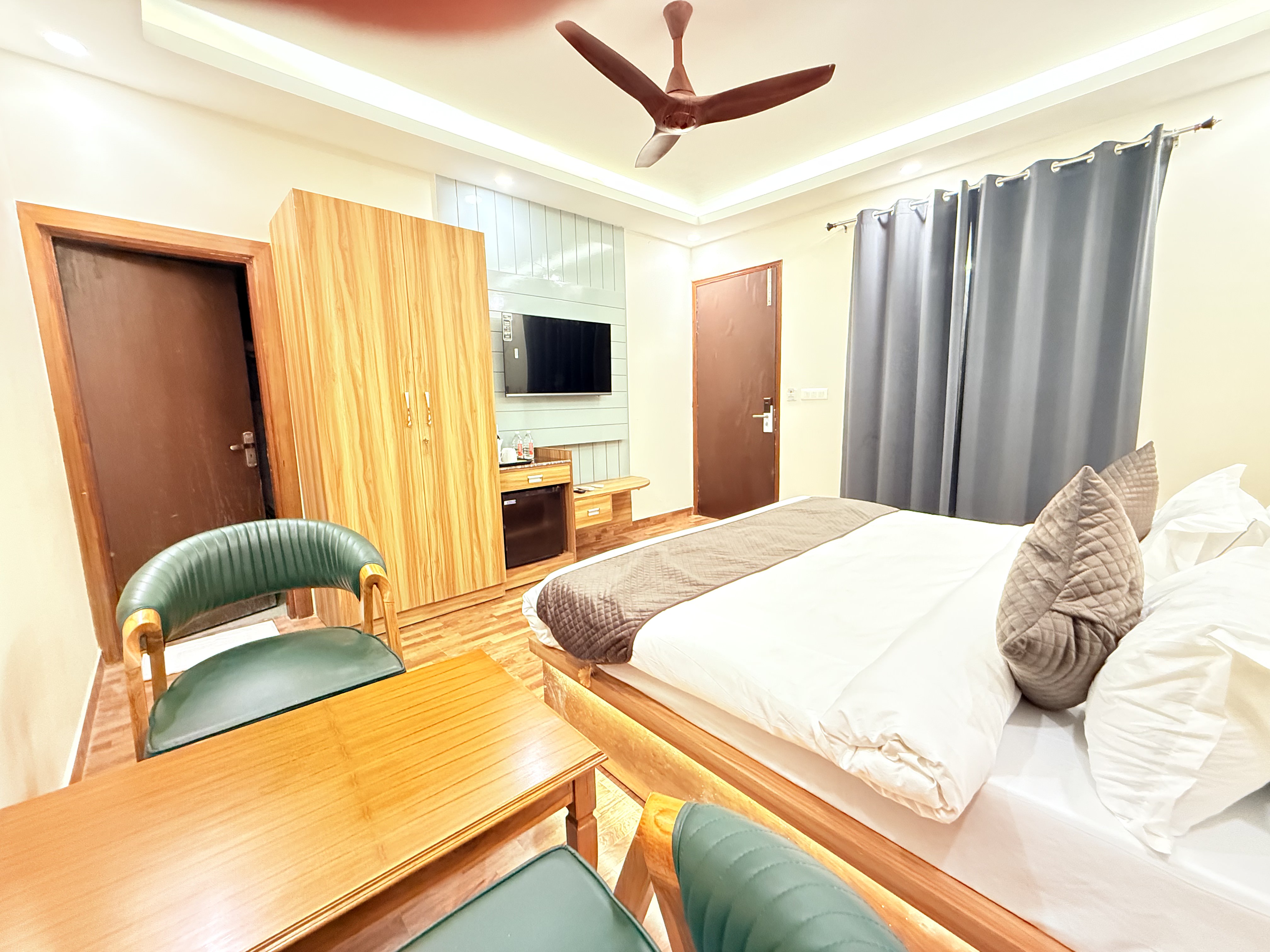 The Prominence Hotel Greater Noida - Tap to explore photos