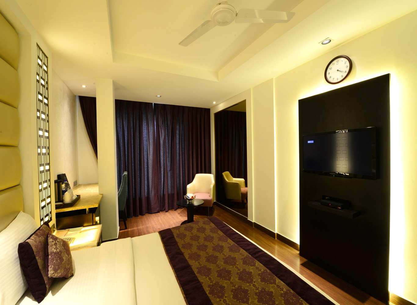 Hotel City Star - a luxurious stay with rooftop restaurant - Tap to explore photos