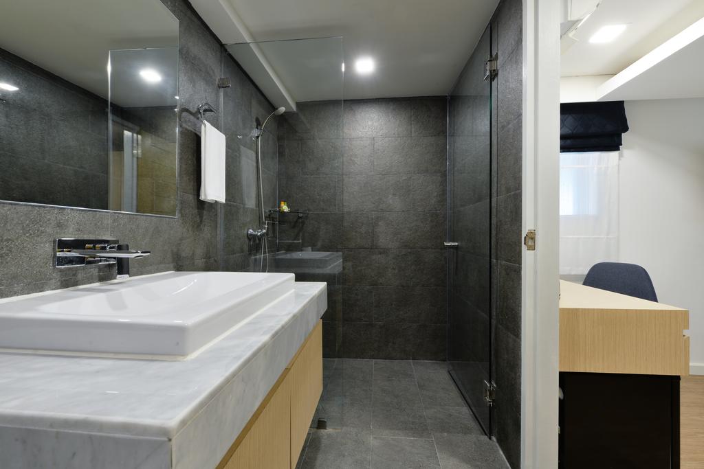 iCheck inn Sukhumvit 19 - Tap to explore photos
