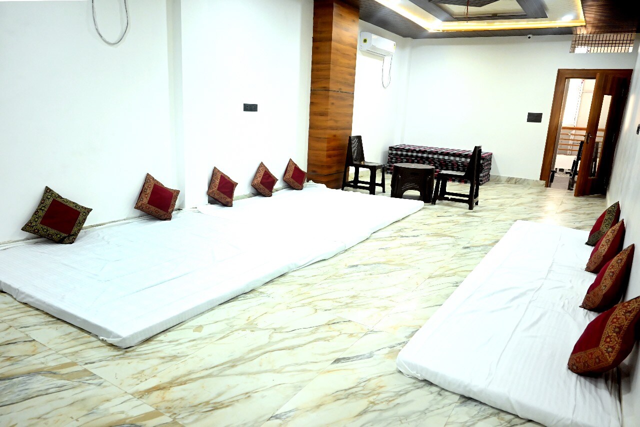 Divine Kashi Luxury Homestay - Tap to explore photos