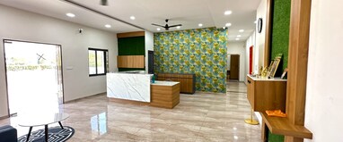HOTEL ROYAL GRAND MOGAR
