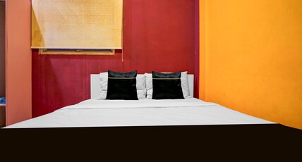 Hotel O near Terminal Batoh formerly Hotel Al Fatih Room Type - Indonesia Standard Double