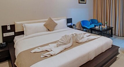 Hotel Nawalgarh Plaza Room Type - Deluxe Room