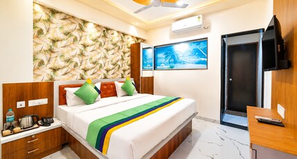 AGY Hotels Kharadi Room Type - Deluxe Room With City View AGY Hotels Kharadi Room Type - Deluxe Room With City View