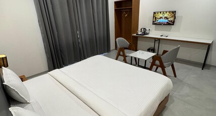Hotel Madhukta Inn Room Type - Superior Double Bed Room