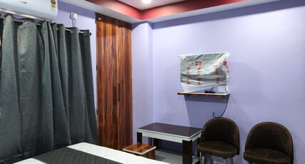 HOTEL SKY GRAND Room Type - Deluxe Room