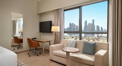 Element by Westin Al Jaddaf, Dubai Room Type - Studio, 1 King, Harbor view