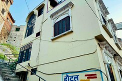 Hotel Anand Kunj