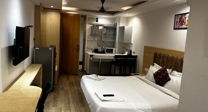 S THE GRAND ANUKAMPA Room Type - Bedroom 1