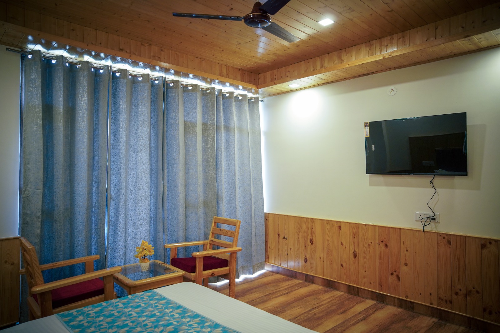 SNR Hotel - Tap to explore photos