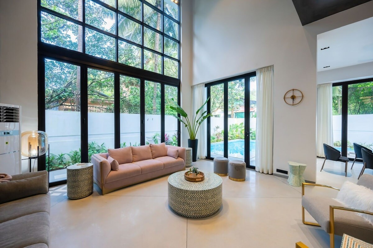 Villa Amara 4bed PVT pool 5 mins to Anjuna Beach - Tap to explore photos