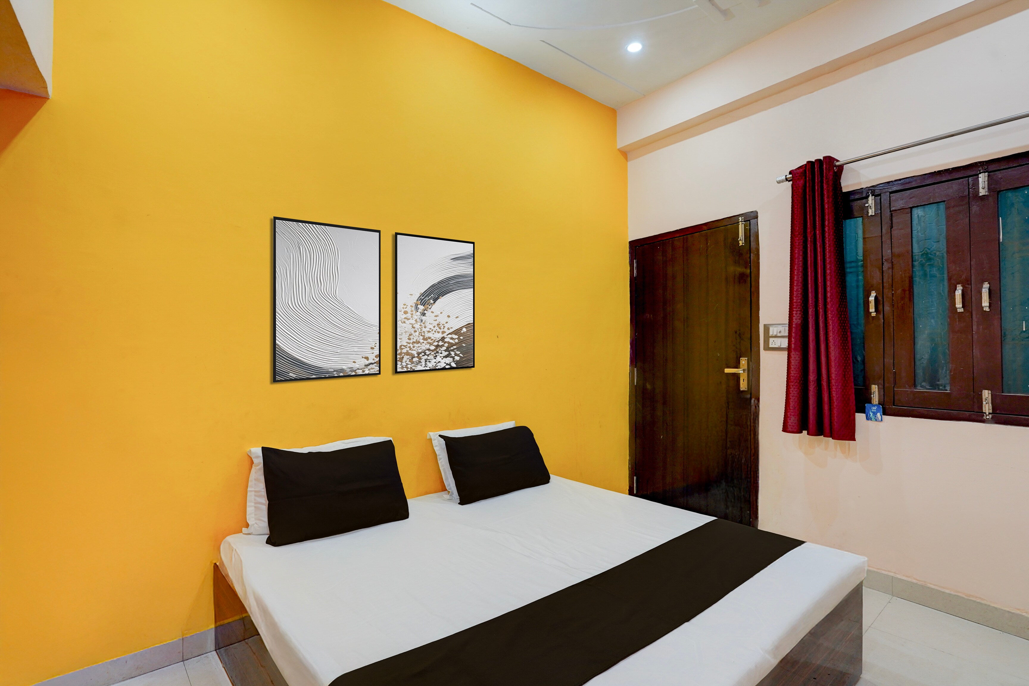SPOT ON Arya Guest House - Tap to explore photos