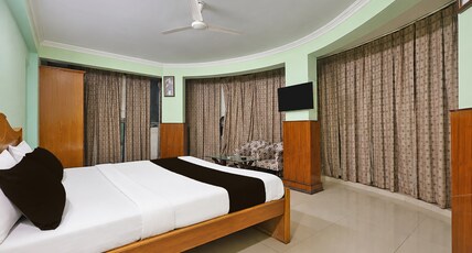 Townhouse City Centre Gwalior Formerly Hotel Sunbeam Room Type - Deluxe Townhouse City Centre Gwalior Formerly Hotel Sunbeam Room Type - Deluxe