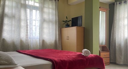 Ashraya Boutique Homestay Room Type - Twin size bed with attached bath