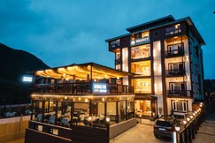 Address of Walnut Village Resort