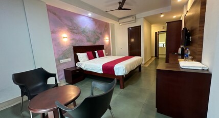 CRYSTAL INN Room Type - delux ac