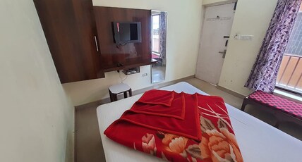 Ooty Prakash Residency Room Type - Standard Couples Room