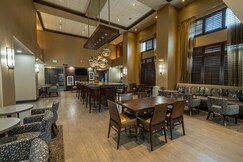Hampton Inn & Suites by Hilton Greensboro/Coliseum Area