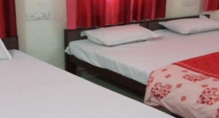 G D Palace Room Type - Deluxe NON AC (AC 300 Extra)