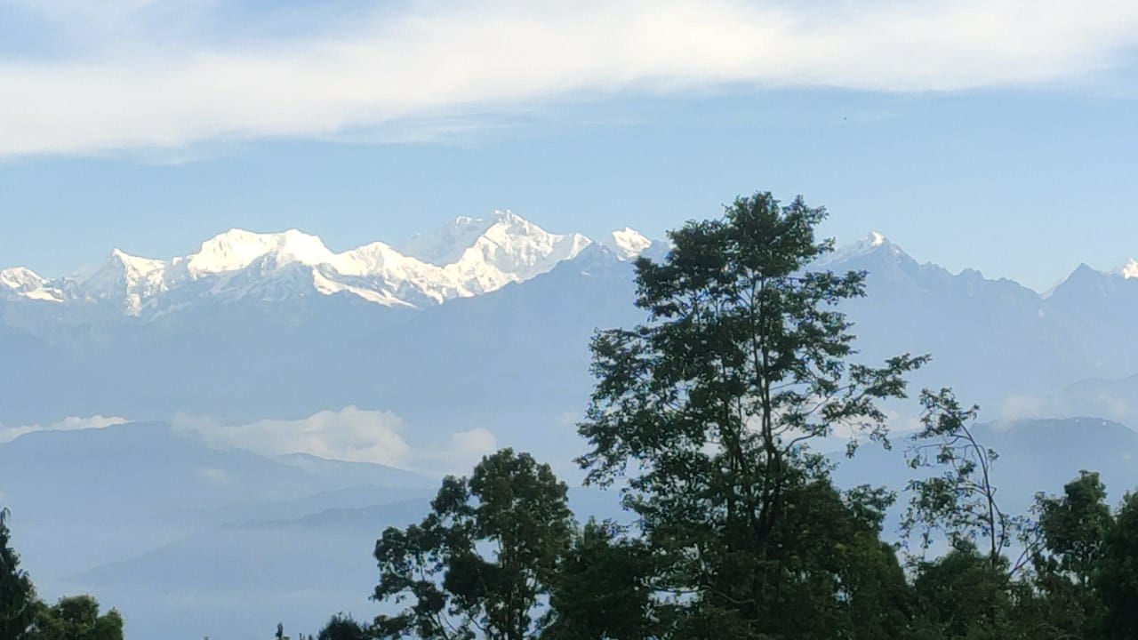 Himalayan Clouds Homestay - Tap to explore photos