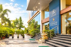Rooms of Hotel Sunland