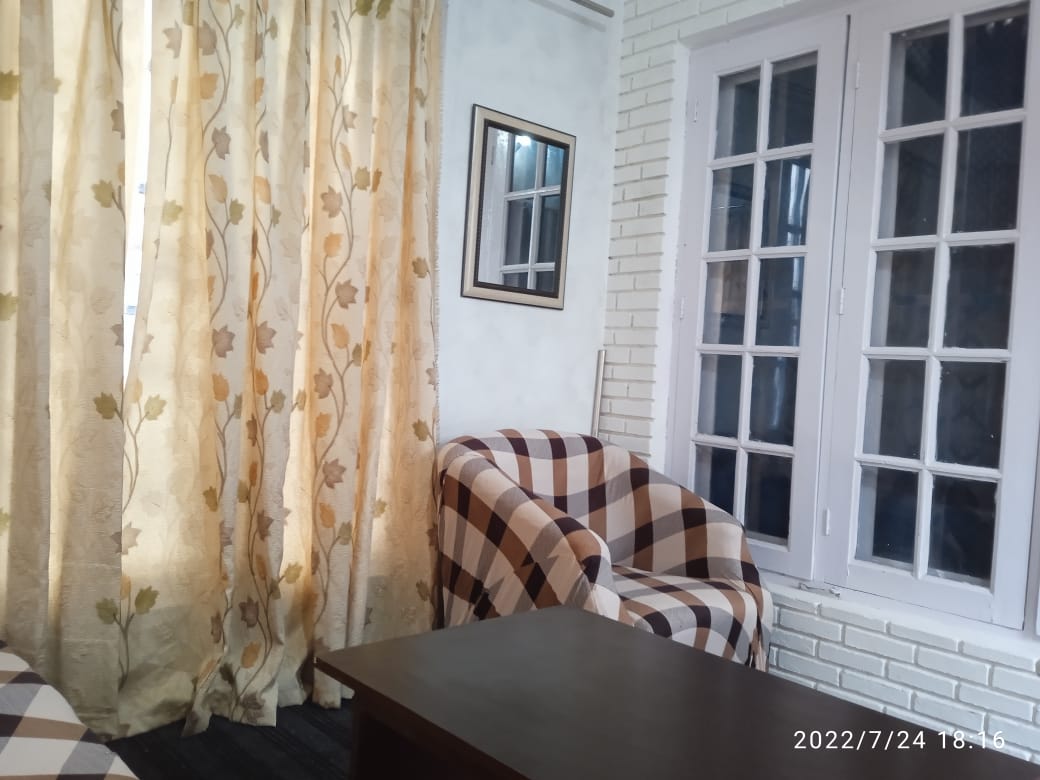 Gilan Cottage - Tap to explore photos