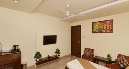 Hotel Sangam Room Type - Suite Twin Bed