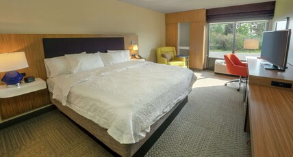Hampton Inn by Hilton Hazleton Room Type - KING STANDARD-NON SMOKING