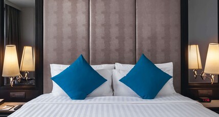 Movenpick Hotel Sukhumvit 15 Bangkok Room Type - Deluxe King - Child Sharing Bed Movenpick Hotel Sukhumvit 15 Bangkok Room Type - Deluxe King - Child Sharing Bed