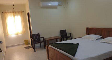 Eagle Resort Room Type - Bedroom 8