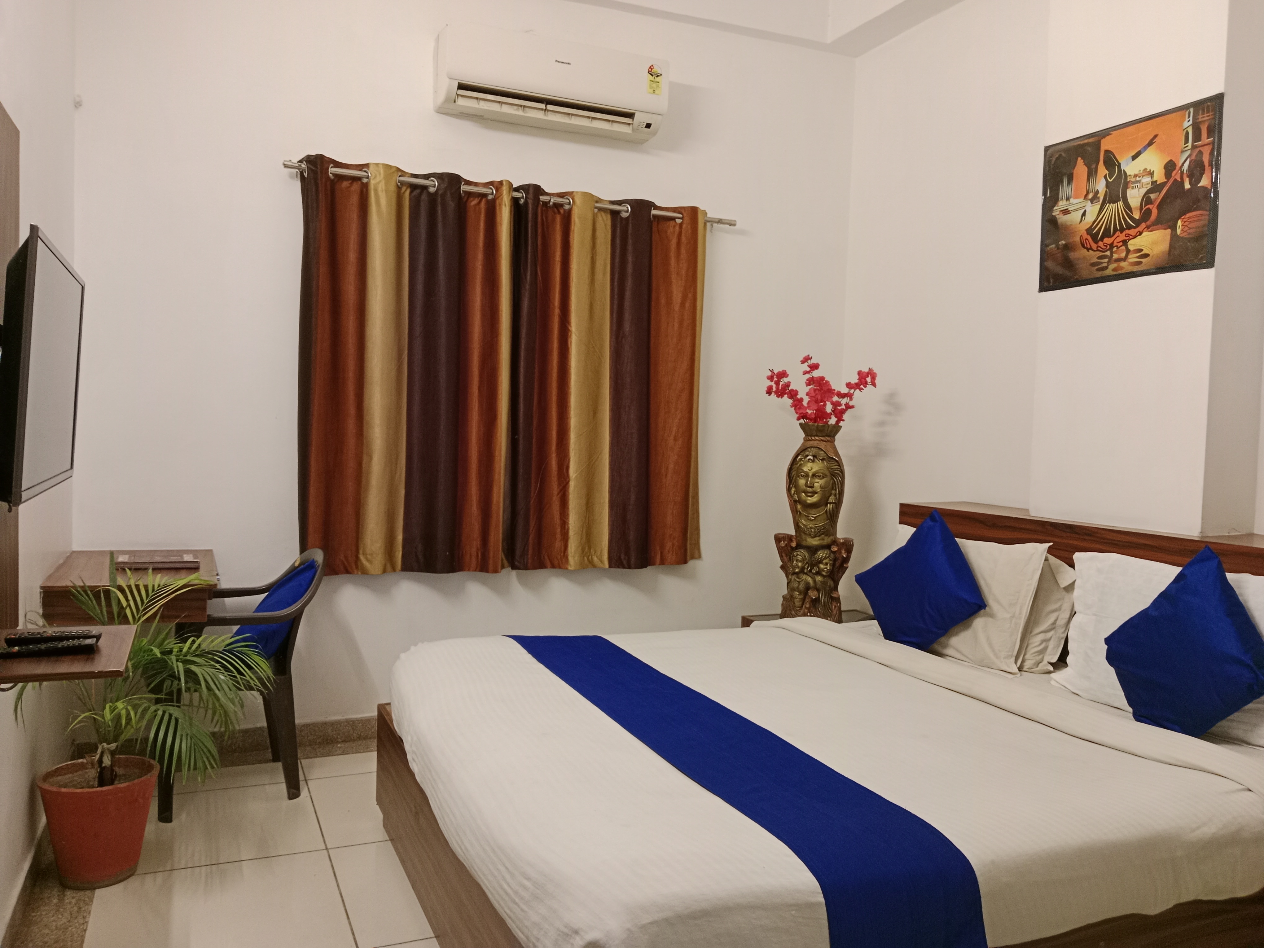 KESAR RESIDENCY - Tap to explore photos