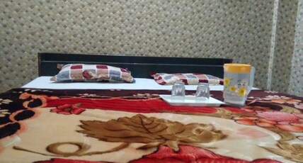 MAATU SHREE GUEST HOUSE Room Type - Budget Double Non AC Room