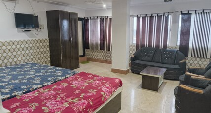 M/S. SALIMAR HOTEL Room Type - Luxury Room with City View