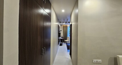 HOTEL CROWN VISTA Room Type - Super Deluxe Room
