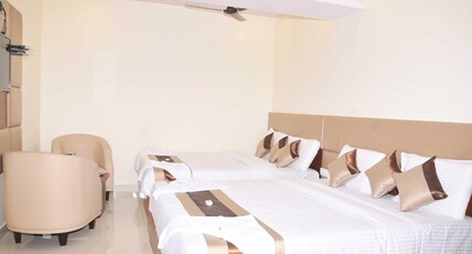 Raama Grand Room Type - Maharaja Ac Room