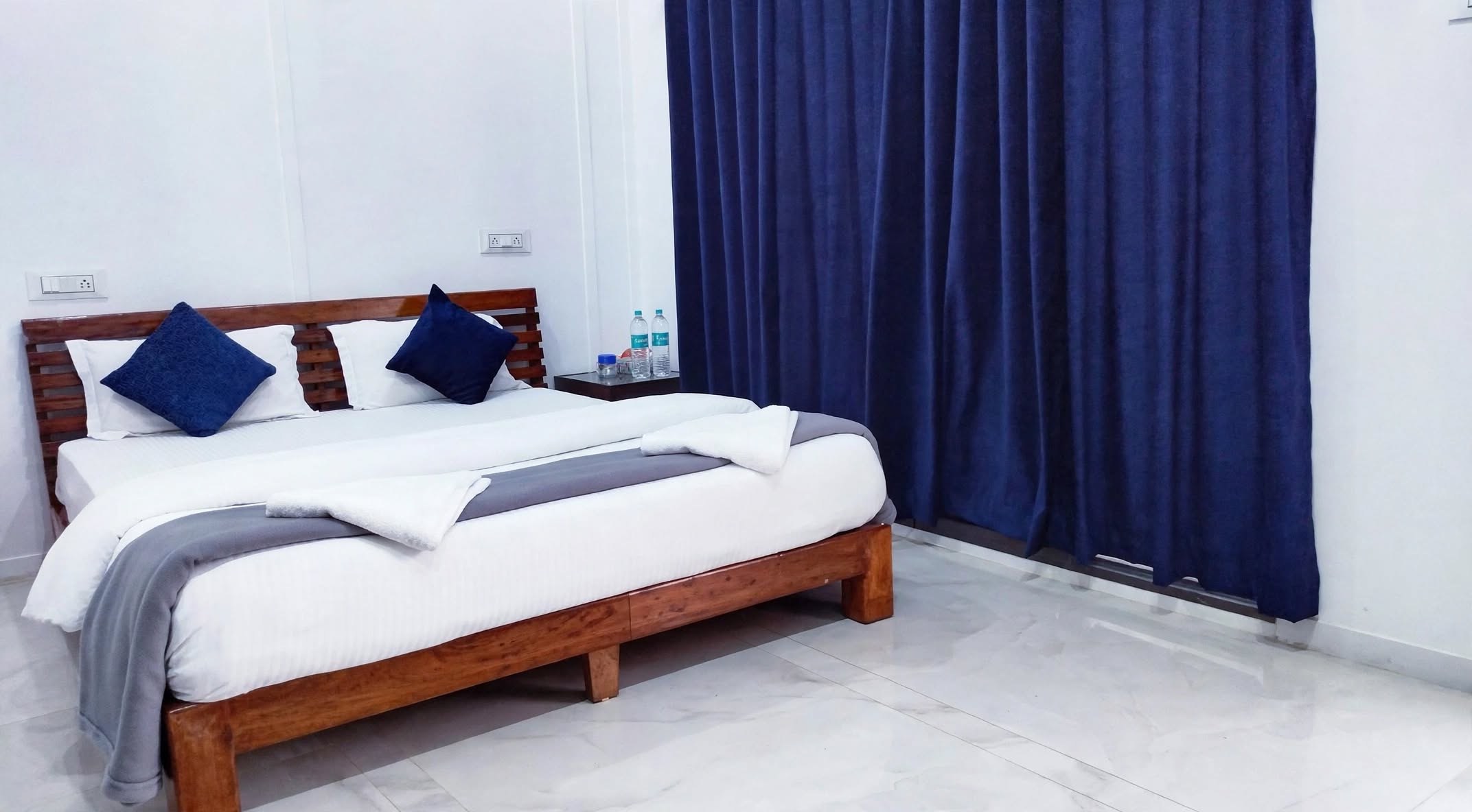 Samant Beach Resort Room Type - Deluxe AC Room-Room No 11A-1ST FL-Sea View Samant Beach Resort Room Type - Deluxe AC Room-Room No 11A-1ST FL-Sea View