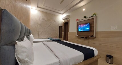 Taj Nice Point Room Type - Family Deluxe Room