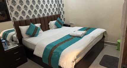 Hotel Shilva Inn Varanasi Room Type - Delux Single , Double or Twin Hotel Shilva Inn Varanasi Room Type - Delux Single , Double or Twin
