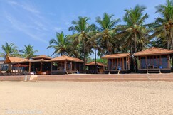 Dunhill Beach Resort