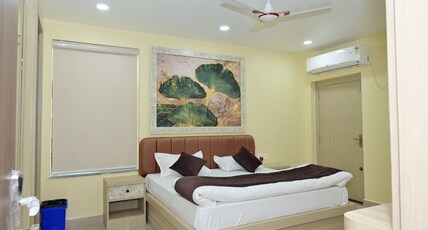 Balaji resort Room Type - Deluxe Room with Air Conditioning