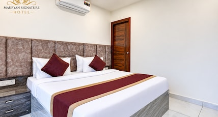 Mauryan Signature hotel with Airport View Room Type - Standard King Room Mauryan Signature hotel with Airport View Room Type - Standard King Room