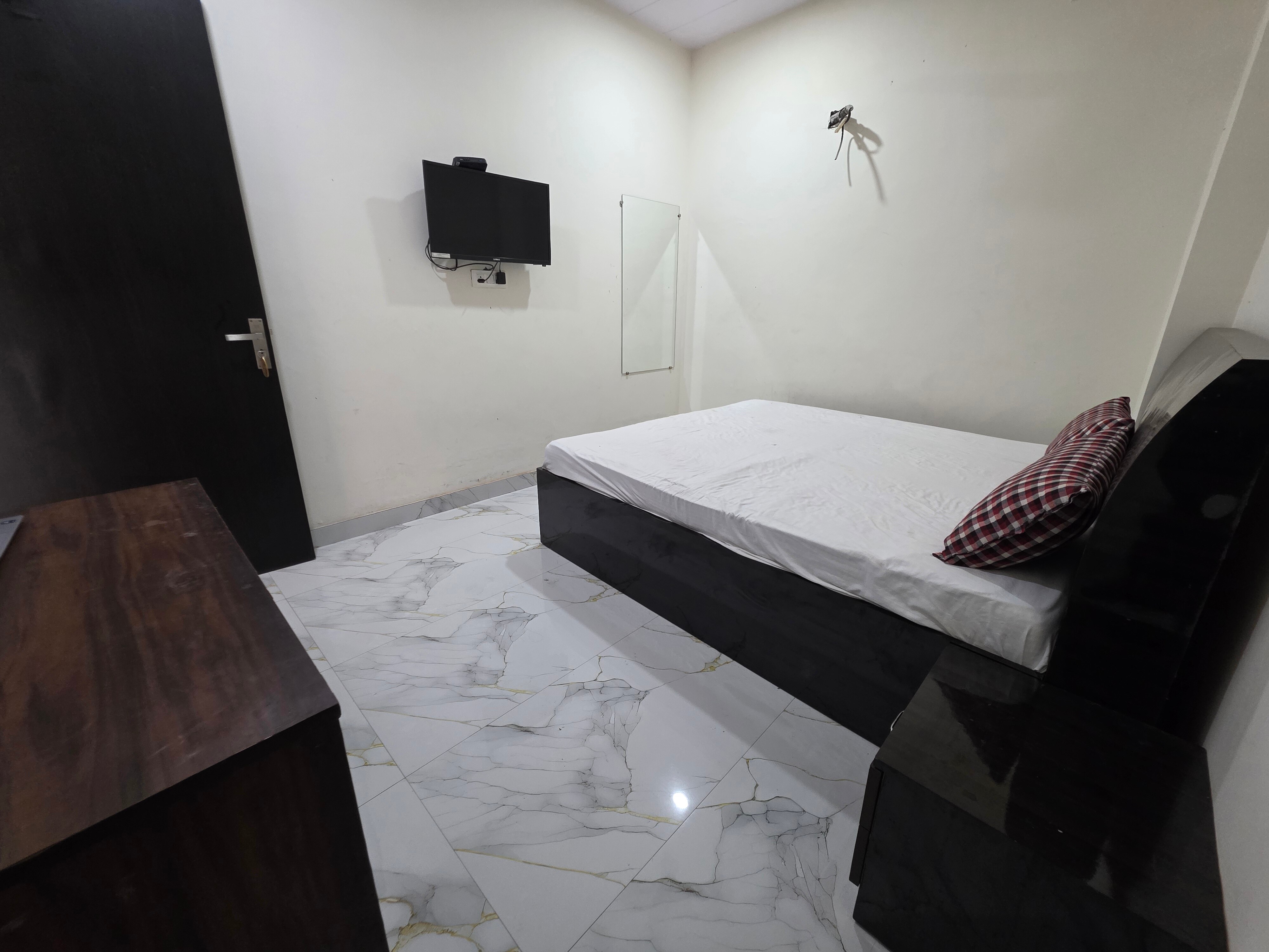 Hotel The Grand Vikrant - Tap to explore photos