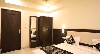 Hotel Venktesh Room Type - Deluxe Room